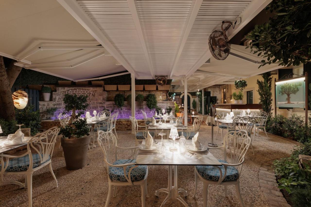 Hotel Acanthus Blue 3*